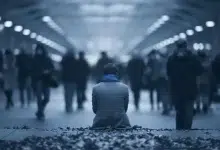 العزلة عن الناس